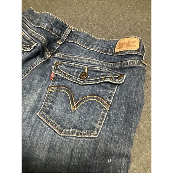 Levi’s Jeans  - Picture 5 of 6